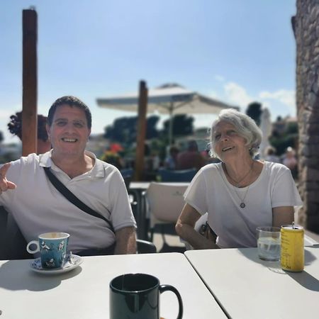Alex And Renate Leilighet Valencia Eksteriør bilde